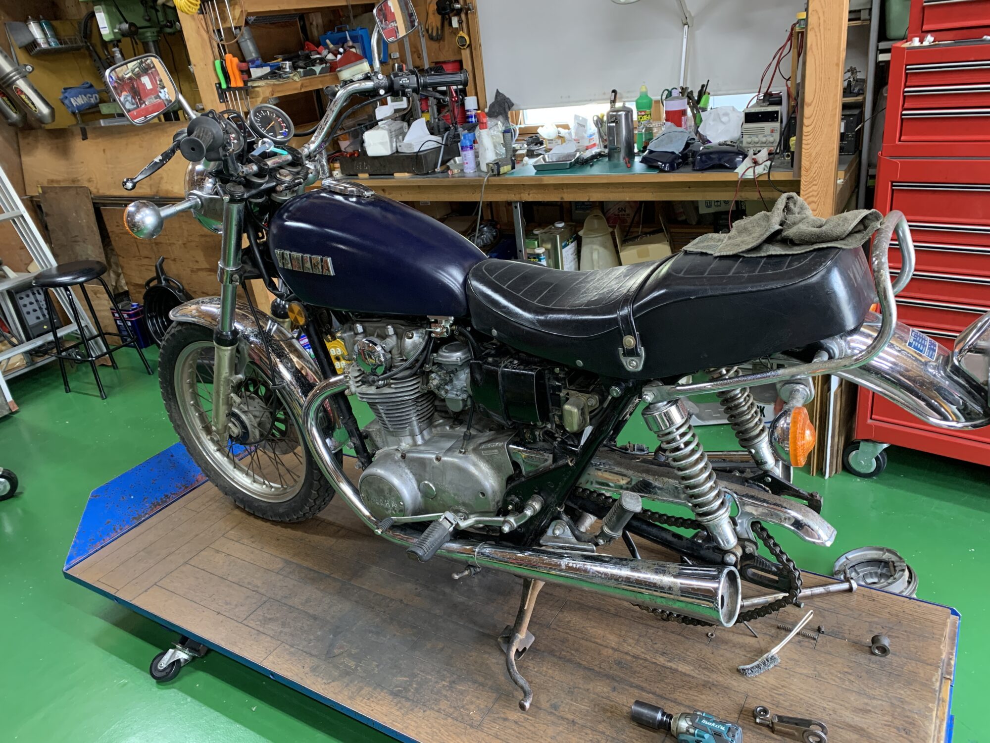 お買い得！！ヤマハＸＳ６５０Ｅに付いてたパーツその④　タイヤ・ホイール ヤマハXS650スペシャル カスタム】車坂下 MOTOCYCLE／YAMAHA